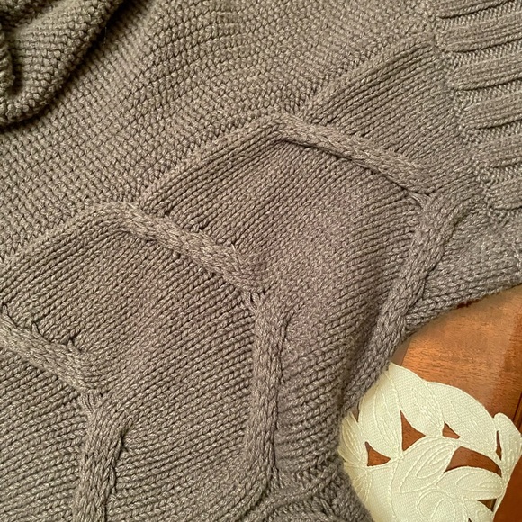 BCBG Cozy Cable Knit Sweater - Picture 14 of 16